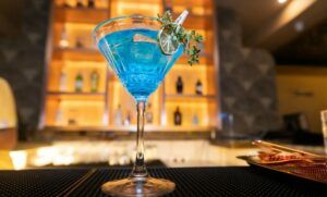 Recipe Blue Lagoon Cocktail: A Splash Of Tropical Paradise