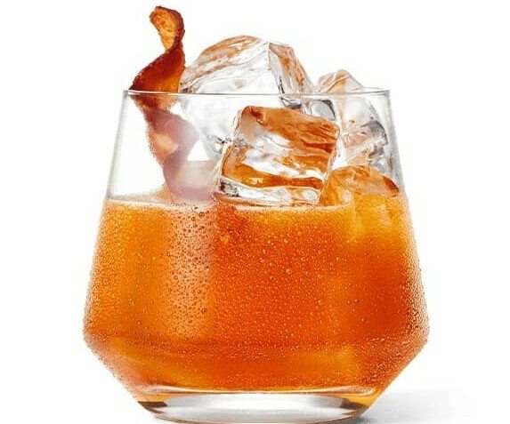 A Savory Surprise: The Bacon Maple Manhattan