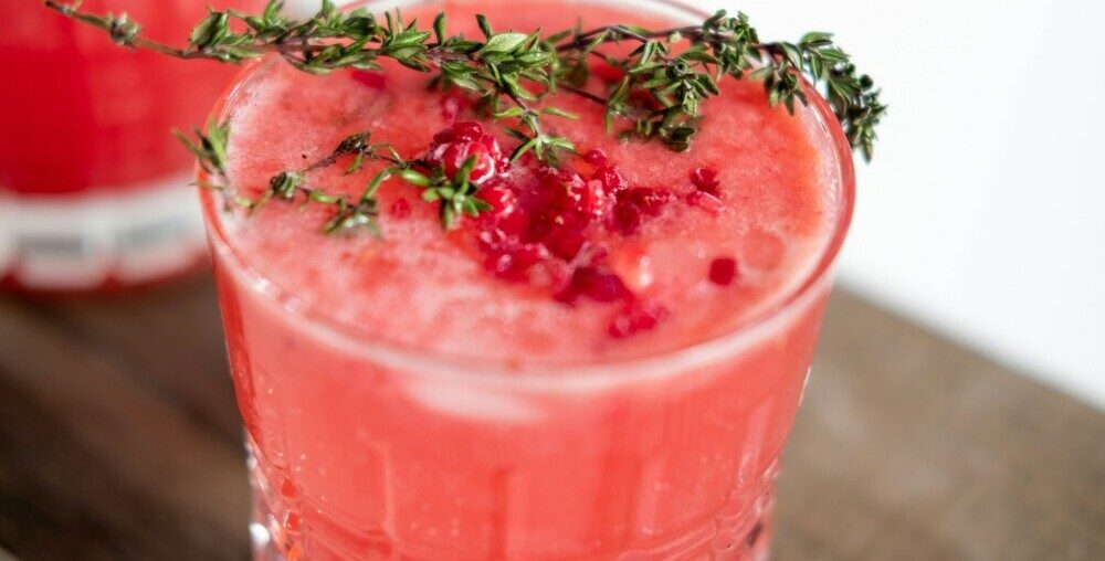 Creative Cocktail Garnish Ideas: Elevate Your Home Mixology Game