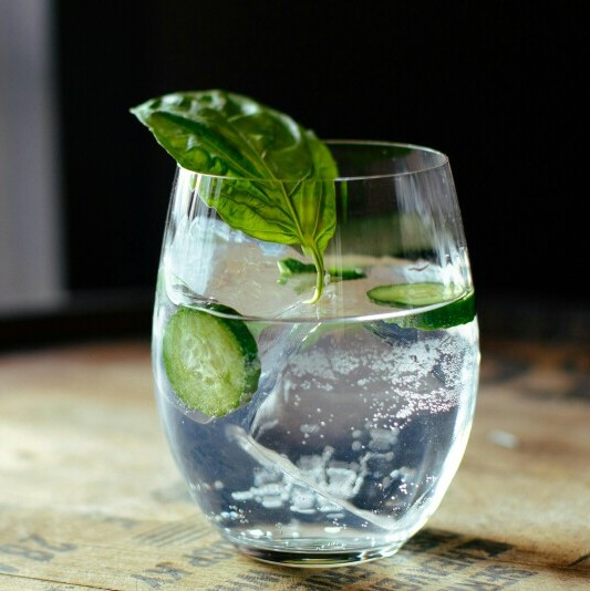 Gin and tonic