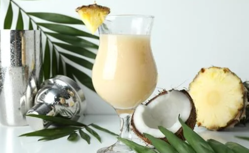 The Pineapple &Amp; Coconut Love Cocktail